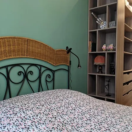 Private Acces To The Flat. Charming Parisian. 4* Paříž